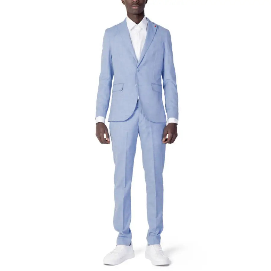 
                      
                        Mulish - Men Suit - light blue / 48 - Clothing Suits
                      
                    
